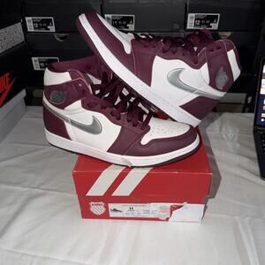 Size 9.5 - Jordan 1 Retro High OG Bordeaux